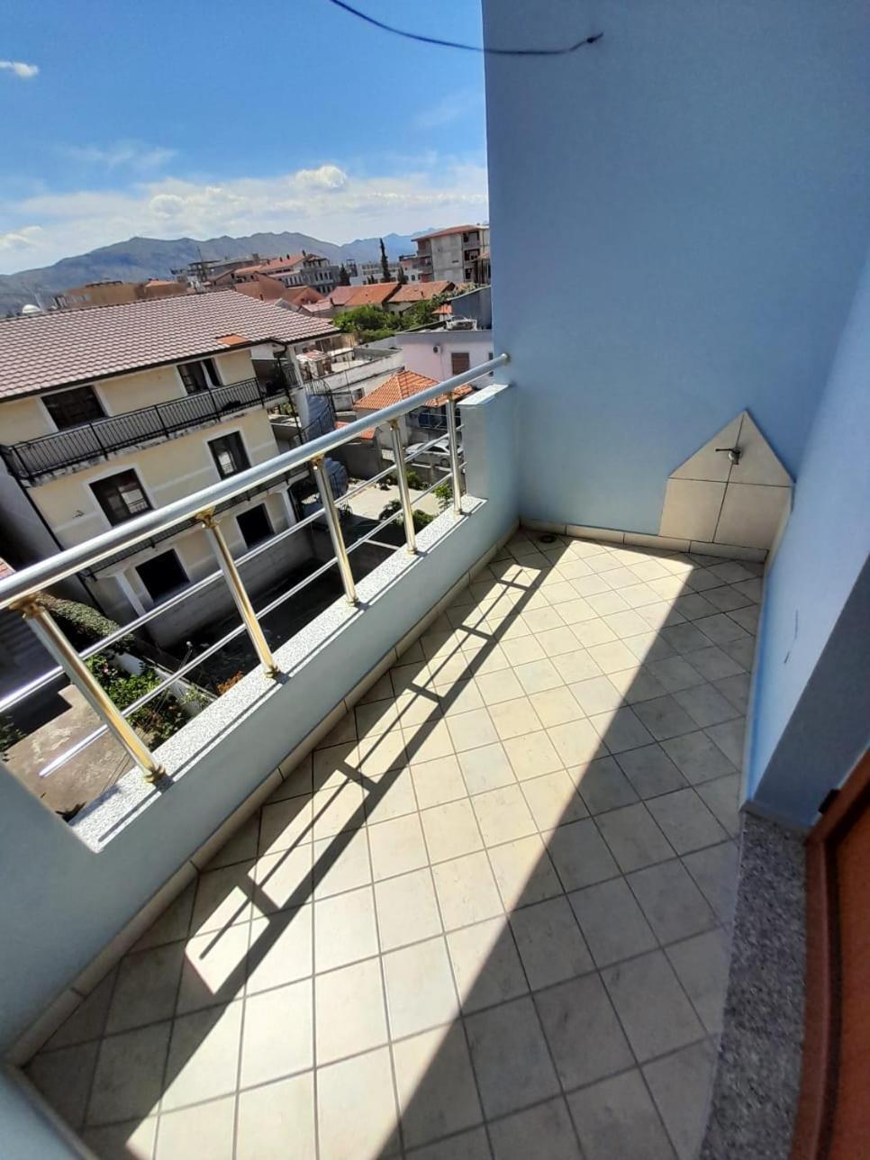 Aleksi&Eli Apartamento Shkodër Exterior foto