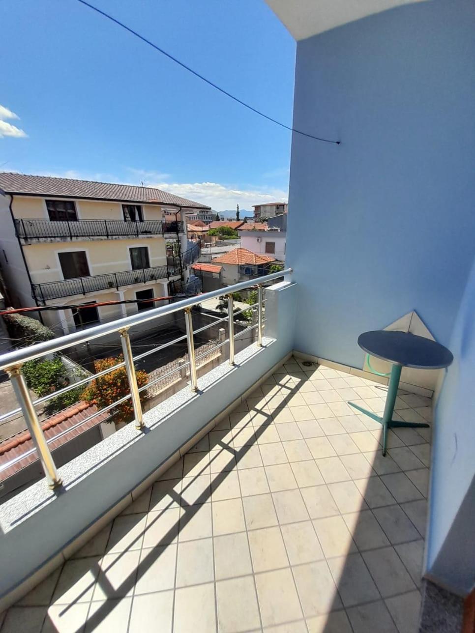 Aleksi&Eli Apartamento Shkodër Exterior foto