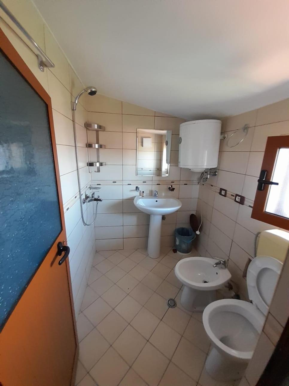 Aleksi&Eli Apartamento Shkodër Exterior foto