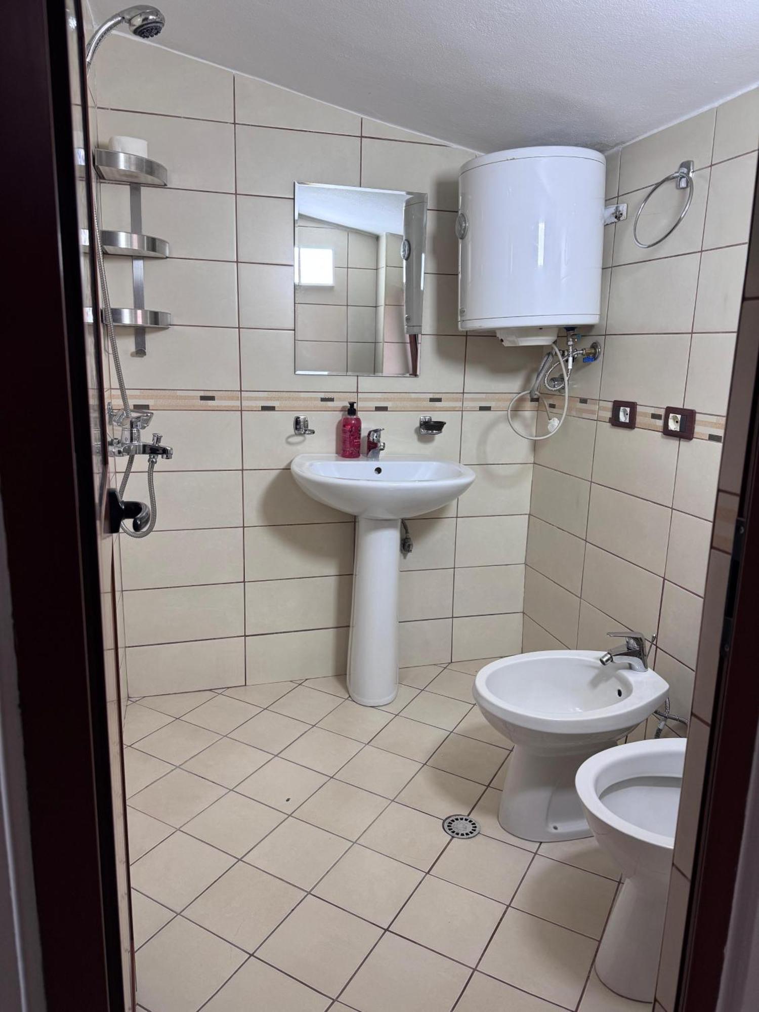 Aleksi&Eli Apartamento Shkodër Exterior foto