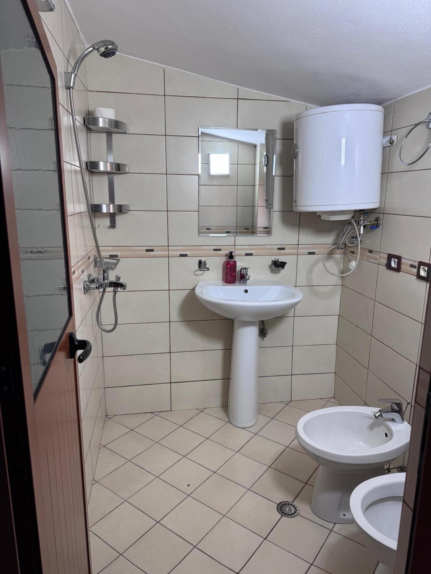 Aleksi&Eli Apartamento Shkodër Exterior foto